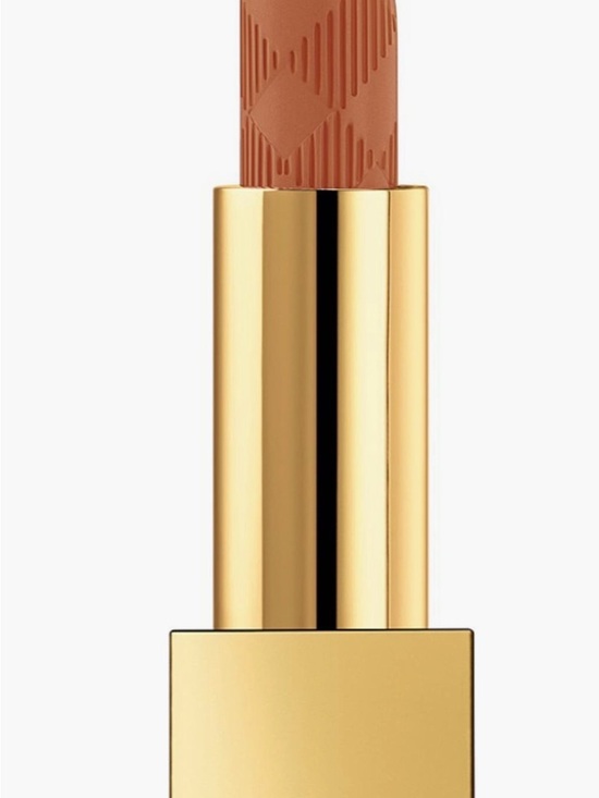 Burberry Other - Burberry Kisses Matte Lip Colour in Matte Deep Peach 🍑 BNIB